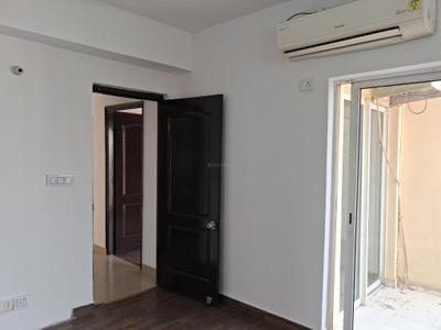 Bedroom Image of 924 Sq.ft 2 BHK Apartment / Flat for sale in Paras Tierea, Sector 137 Noida for Rs. 8200000