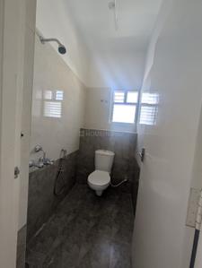 Bathroom Image of 1450 Sq.ft 3 BHK Apartment / Flat for sale in Anna Nagar Chennai for Rs. 27100000