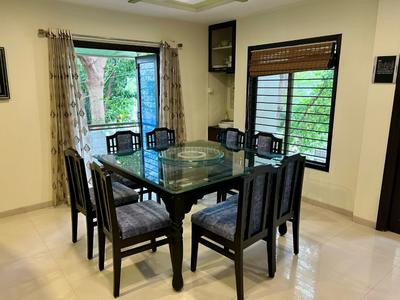 Hall Image of 1900 Sq.ft 3 BHK Apartment / Flat for sale in Race Course Vadodara for Rs. 15000000