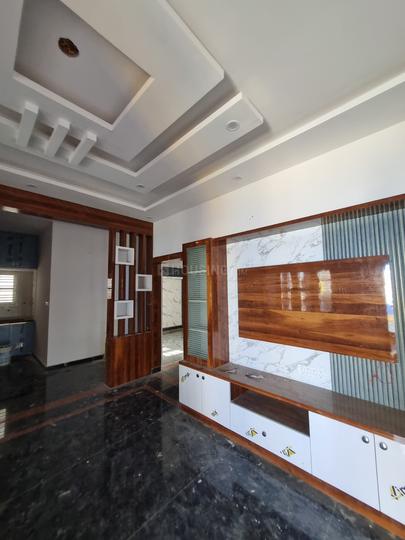 Hinnakki Main Image 1