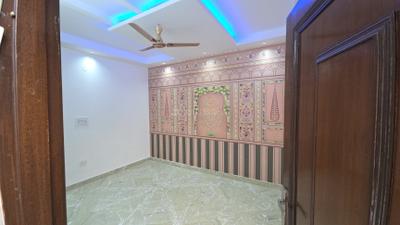 Bedroom Image of 900 Sq.ft 3 BHK Builder Floor for sale in Laxmi Nagar New Delhi for Rs. 7500000