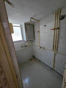 Bathroom Image of 500 Sq.ft 1 BHK Apartment / Flat for rent in Kandivali East Mumbai for Rs. 27000