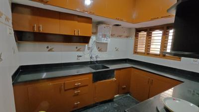 Kitchen Image of 1200 Sq.ft 3 BHK Independent House for rent in Ejipura Bengaluru for Rs. 45000
