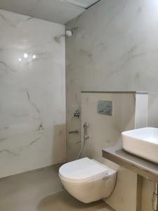 Common Bathroom Image of 400 Sq.ft 1 BHK Apartment / Flat for rent in Piramal Vaikunth , Thane West Thane for Rs. 26000