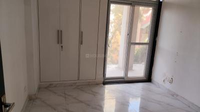 Bedroom Image of 1600 Sq.ft 3 BHK Apartment / Flat for rent in Cosmic Nav Sanjivan CGHS, Sector 12 Dwarka New Delhi for Rs. 42000