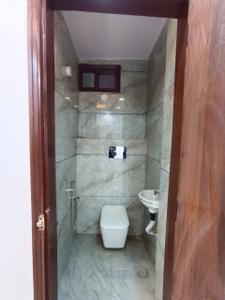 Image of 950 Sq.ft 3 BHK Builder Floor for sale in Govindpuri Extension, New Delhi for Rs. 9000000