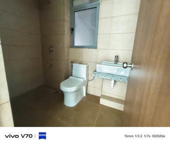 Image of 600 Sq.ft 1 BHK Apartment / Flat for sale in Kalpataru Immensa, Thane West, Thane for Rs. 8500000