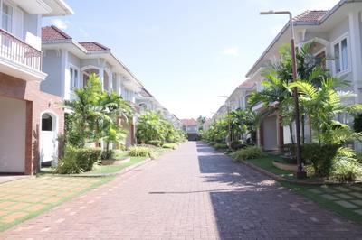 Image of 2200 Sq.ft 4 BHK Villa for rent in Meridian The Sovereign, Panangad, Kochi for Rs. 75000