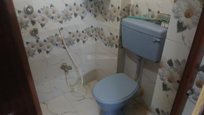 Bathroom Image of 488 Sq.ft 1 BHK Apartment / Flat for rent in Keshtopur Kolkata for Rs. 7951