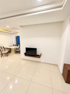 Hall Image of 2500 Sq.ft 3 BHK Apartment / Flat for rent in Alkapuri Vadodara for Rs. 40000