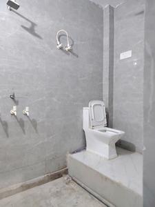 Common Bathroom Image of 700 Sq.ft 1 BHK Builder Floor for rent in Delta I Greater Noida for Rs. 18000