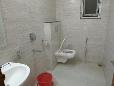 Bathroom Image of 1765 Sq.ft 3 BHK Apartment / Flat for rent in Bariatu Ranchi for Rs. 25000