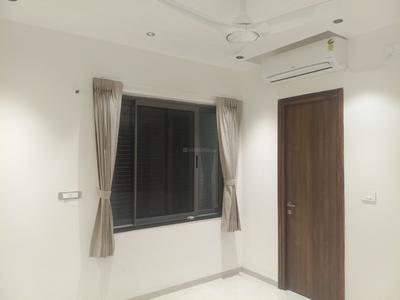 Bedroom Image of 1880 Sq.ft 3 BHK Apartment / Flat for rent in Sriram River View, Manchirevula Hyderabad for Rs. 67000