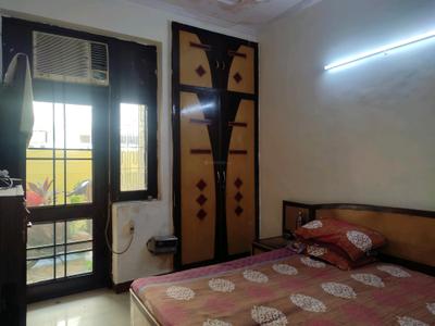 Bedroom Image of 1125 Sq.ft 2 BHK Builder Floor for sale in Preet Vihar New Delhi for Rs. 14000000