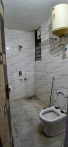 Bathroom Image of 1600 Sq.ft 2 BHK Builder Floor for rent in Sector 32 Faridabad for Rs. 25000