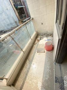 Balcony Image of 2800 Sq.ft 2 BHK Apartment / Flat for rent in Uttam Nagar New Delhi for Rs. 18000