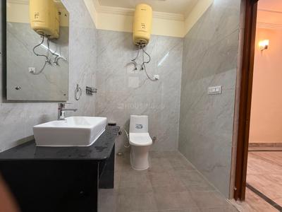 Image of 4000 Sq.ft 7 BHK Independent House for rent in Sector 41, Noida for Rs. 110000