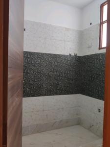 Common Bathroom Image of 900 Sq.ft 3 BHK Builder Floor for sale in DLF Ankur Vihar Ghaziabad for Rs. 3410032
