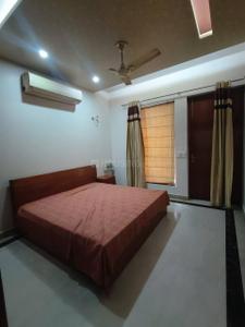 Bedroom Image of 1680 Sq.ft 2 BHK Builder Floor for rent in Big Block Builder Floor, Sector 46 Gurgaon for Rs. 45000
