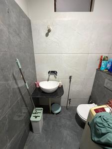 Bathroom Image of 900 Sq.ft 2 BHK Builder Floor for rent in Dholai Jaipur for Rs. 16000