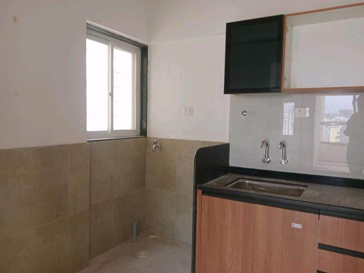 Empire Square Phase II Main Image 1