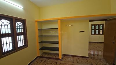 Bedroom Image of 750 Sq.ft 2 BHK Independent House for rent in Manaveli Puducherry for Rs. 7000