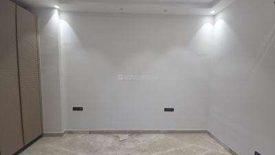 Bedroom Image of 2450 Sq.ft 4 BHK Builder Floor for sale in Rajouri Garden New Delhi for Rs. 55000000