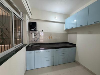 Kitchen Image of 720 Sq.ft 1 BHK Apartment / Flat for rent in Kalyani Nagar Pune for Rs. 35000