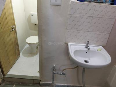 Bathroom Image of 1350 Sq.ft 4 BHK Independent House for sale in Chandkheda Ahmedabad for Rs. 12000000