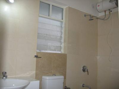 Bathroom Image of 950 Sq.ft 2 BHK Apartment / Flat for rent in Kumar Sparklet Smart Homes, Hinjawadi Phase 3 Pune for Rs. 25000