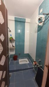 Bathroom Image of 1854 Sq.ft 3 BHK Apartment / Flat for sale in Takshashila Colonials, Maninagar Ahmedabad for Rs. 9000000