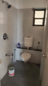 Bathroom Image of 800 Sq.ft 2 BHK Apartment / Flat for rent in Adani Aster Phase 1, Vaishno Devi Circle Ahmedabad for Rs. 18500