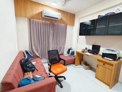 Bedroom Image of 3150 Sq.ft 4 BHK Apartment / Flat for rent in Abhishek Shridhar Shilp, Kudasan Gandhinagar for Rs. 55000