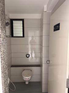 Bathroom Image of 1700 Sq.ft 3 BHK Apartment / Flat for sale in SP Nirvana, Ghuma Ahmedabad for Rs. 7300000