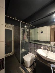 Bathroom Image of 1700 Sq.ft 4.5 BHK Apartment / Flat for sale in Santacruz East Mumbai for Rs. 55000000