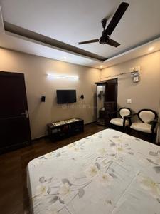 Bedroom Image of 1200 Sq.ft 3 BHK Builder Floor for sale in Ramesh Nagar New Delhi for Rs. 16000000
