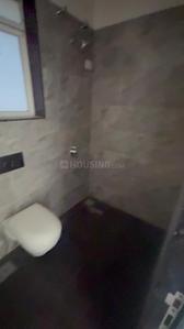 Bathroom Image of 700 Sq.ft 1 BHK Apartment / Flat for rent in Metro Paramount, Shilphata Thane for Rs. 17000