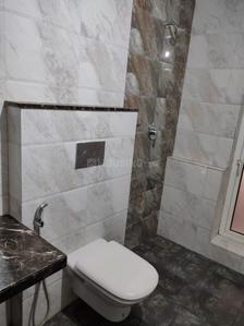 Bathroom Image of 3000 Sq.ft 4 BHK Apartment / Flat for rent in Panjim Goa for Rs. 100000