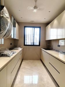 Kitchen Image of 2700 Sq.ft 4 BHK Builder Floor for sale in Bargainer Ultra Premium Luxurious Floors, Sector 47 Gurgaon for Rs. 31000000