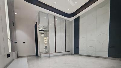 Bedroom Image of 1440 Sq.ft 3 BHK Builder Floor for rent in Mukherjee Nagar New Delhi for Rs. 45000