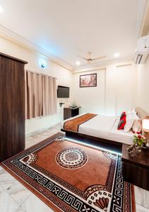 Bedroom Image of 1200 Sq.ft 2 BHK Apartment / Flat for rent in Old Palasia Indore for Rs. 22000