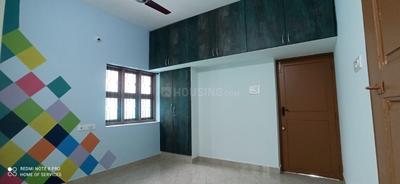 Bedroom Image of 1600 Sq.ft 3 BHK Apartment / Flat for rent in Palavakkam, Sholinganallur Chennai for Rs. 35000
