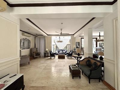 Living Room Image of 10000 Sq.ft 5 BHK Independent House for rent in Alipore Kolkata for Rs. 1100000