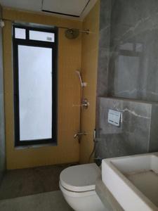 Common Bathroom Image of 1005 Sq.ft 2 BHK Apartment / Flat for sale in VKG Park Estate, Andheri East Mumbai for Rs. 21300000