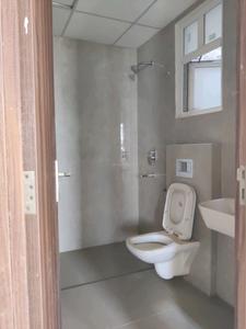 Common Bathroom Image of 1775 Sq.ft 3 BHK Apartment / Flat for sale in Express One, Vasundhara Ghaziabad for Rs. 26551000
