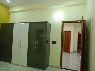Bedroom Image of 1355 Sq.ft 3 BHK Apartment / Flat for rent in Ratan Royal, Gomti Nagar Lucknow for Rs. 30000
