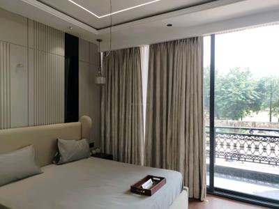 Bedroom Image of 3250 Sq.ft 4 BHK Builder Floor for sale in Big Block Builder Floor, Sector 46 Gurgaon for Rs. 40000000