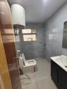 Bathroom Image of 1200 Sq.ft 3 BHK Apartment / Flat for sale in Ansal Valley View Estate, Gwal Pahari Gurgaon for Rs. 13800000
