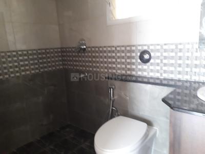 Bathroom Image of 1800 Sq.ft 3 BHK Apartment / Flat for rent in Puravankara Sunflower, Binnipete Bengaluru for Rs. 65000