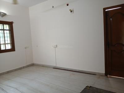 Bedroom Image of 1250 Sq.ft 2 BHK Apartment / Flat for rent in Thiruvanmiyur Chennai for Rs. 40000